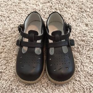 Willits size 6.5 toddler dress shoes